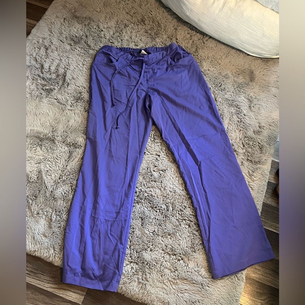 Grey’s anatomy, purple, scrub pants